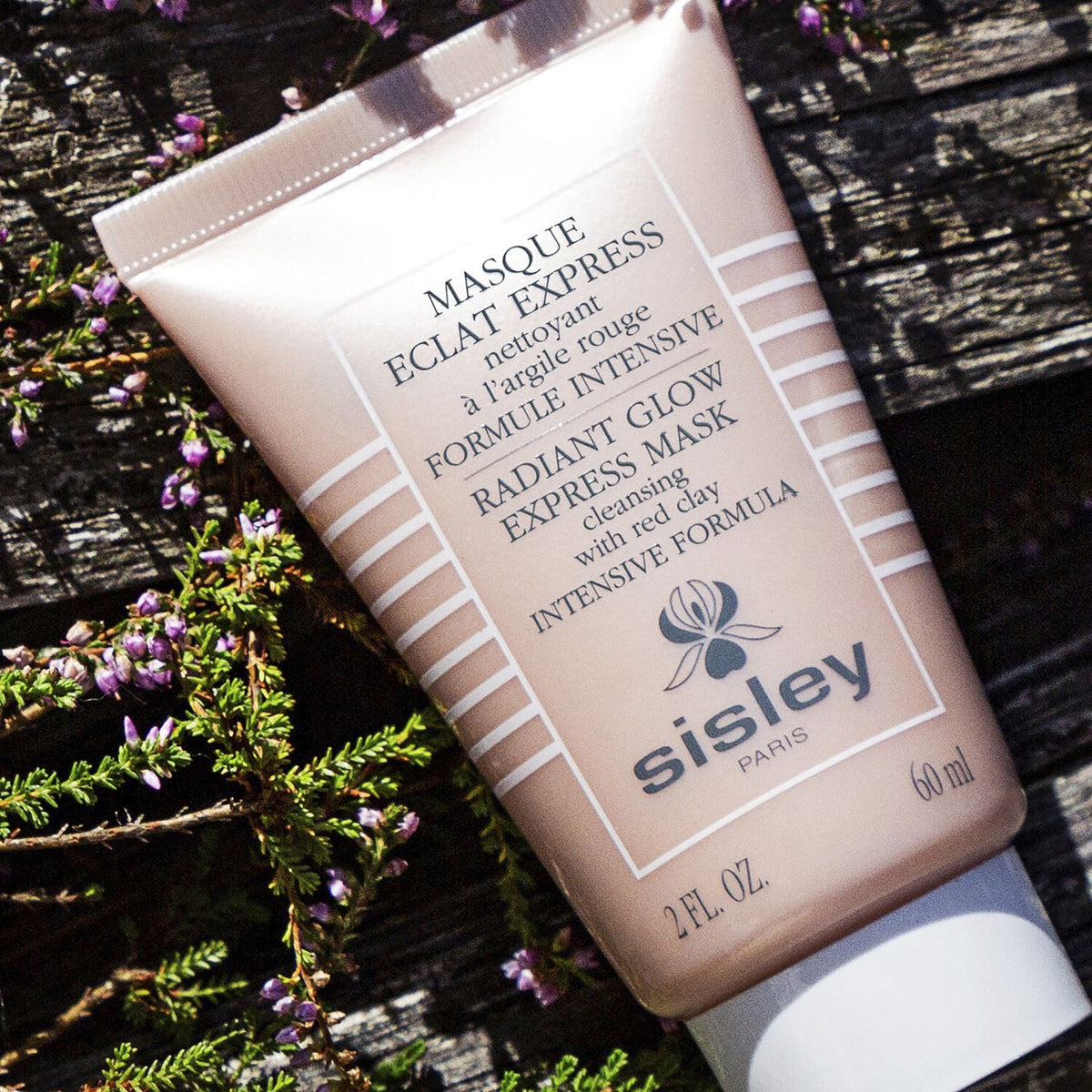 Radiant Glow Express Mask with Red Clay