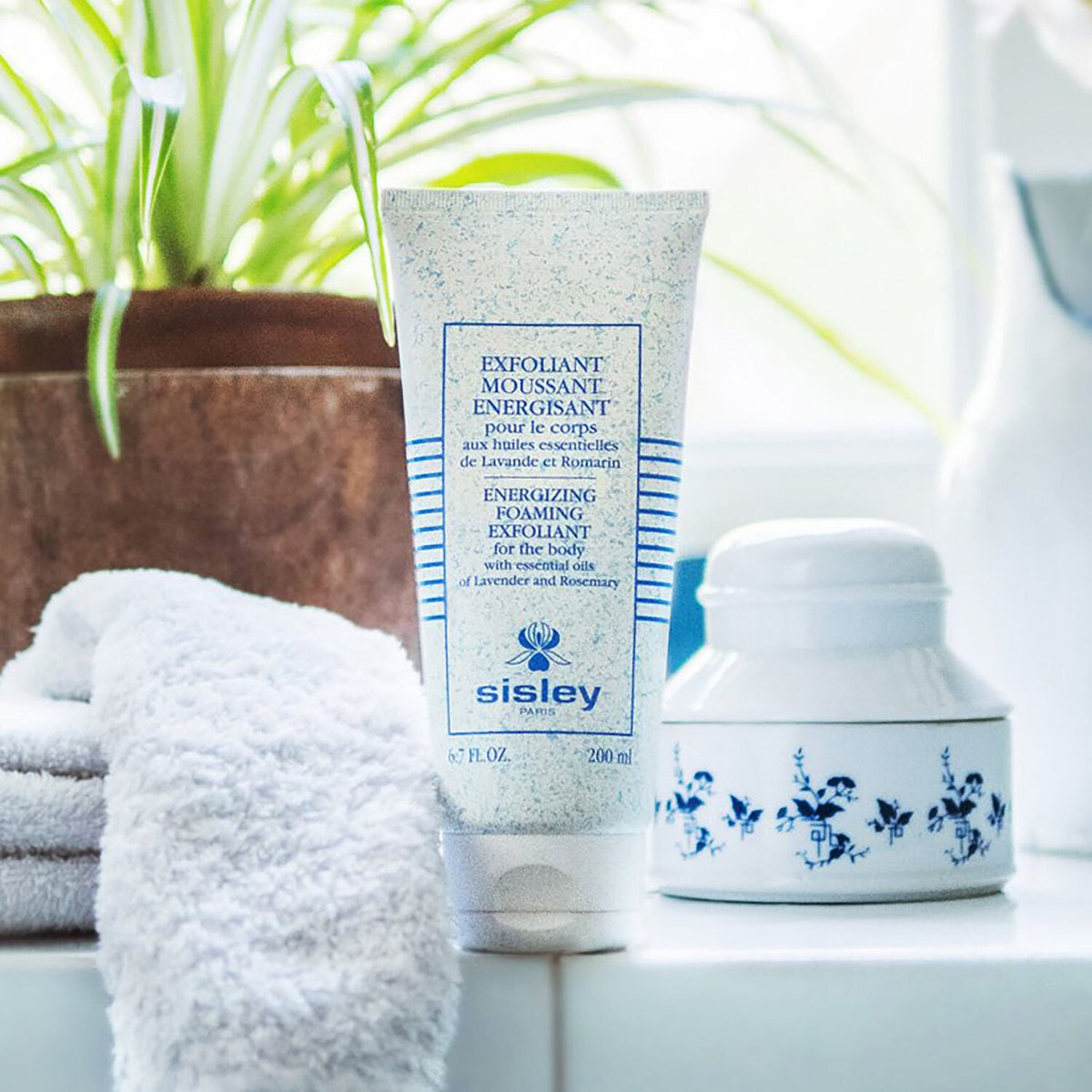 Energizing Foaming Exfoliant for the Body