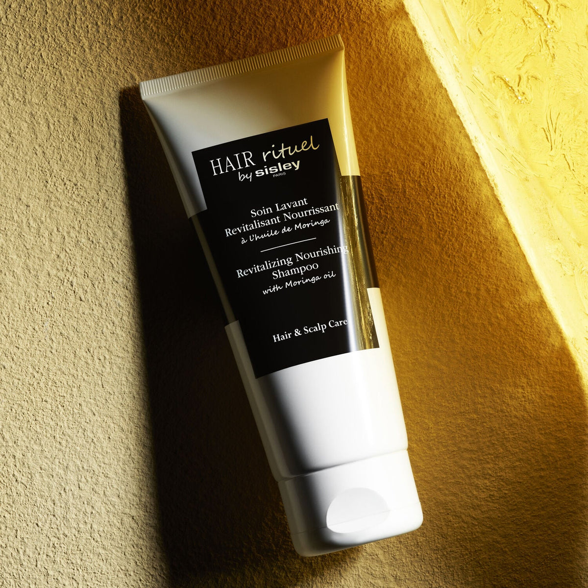 Revitalizing Nourishing Shampoo with Moringa Oil