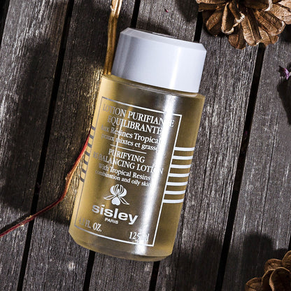 Purifying Re-Balancing Lotion With Tropical Resins