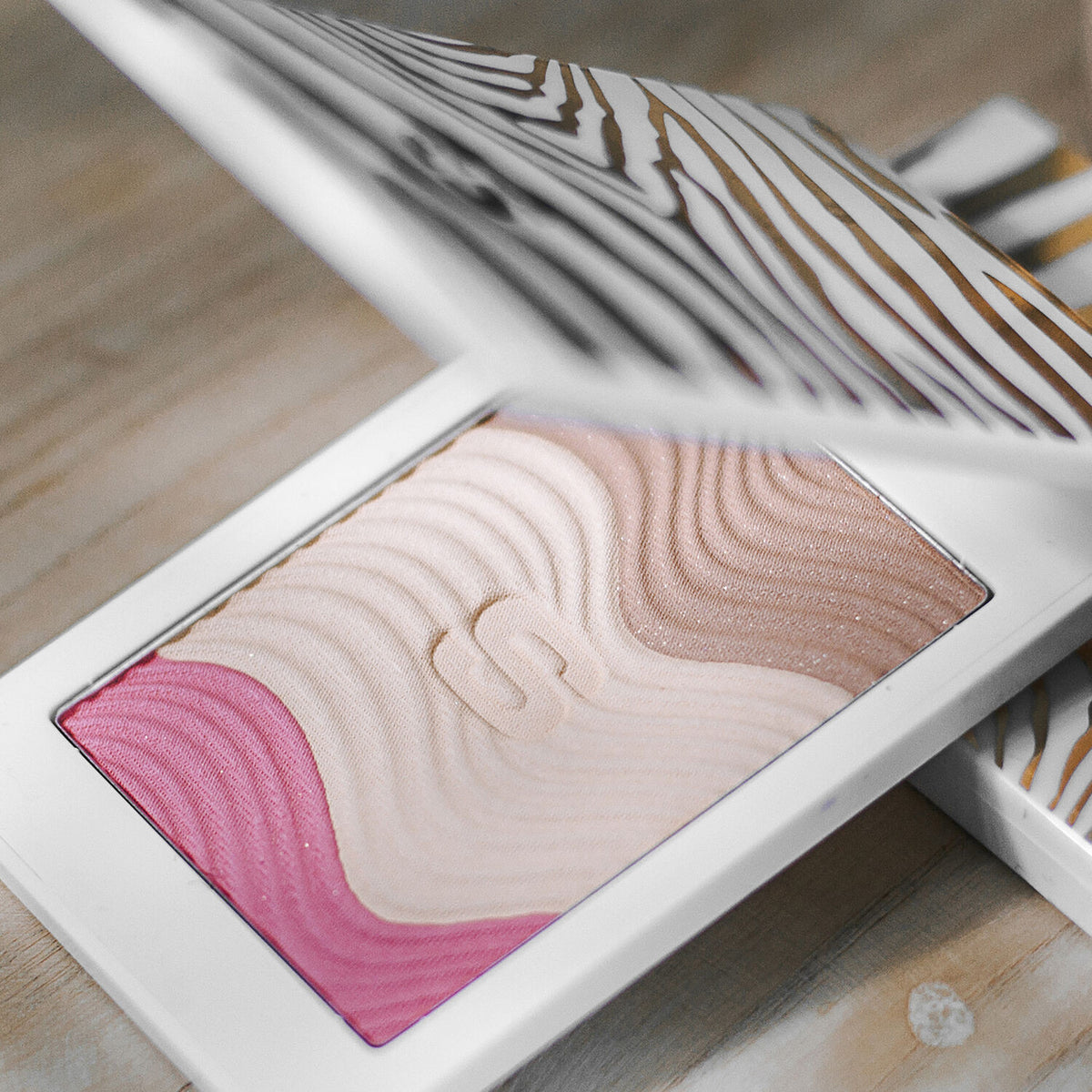 Phyto-Touche Sun Glow Powder